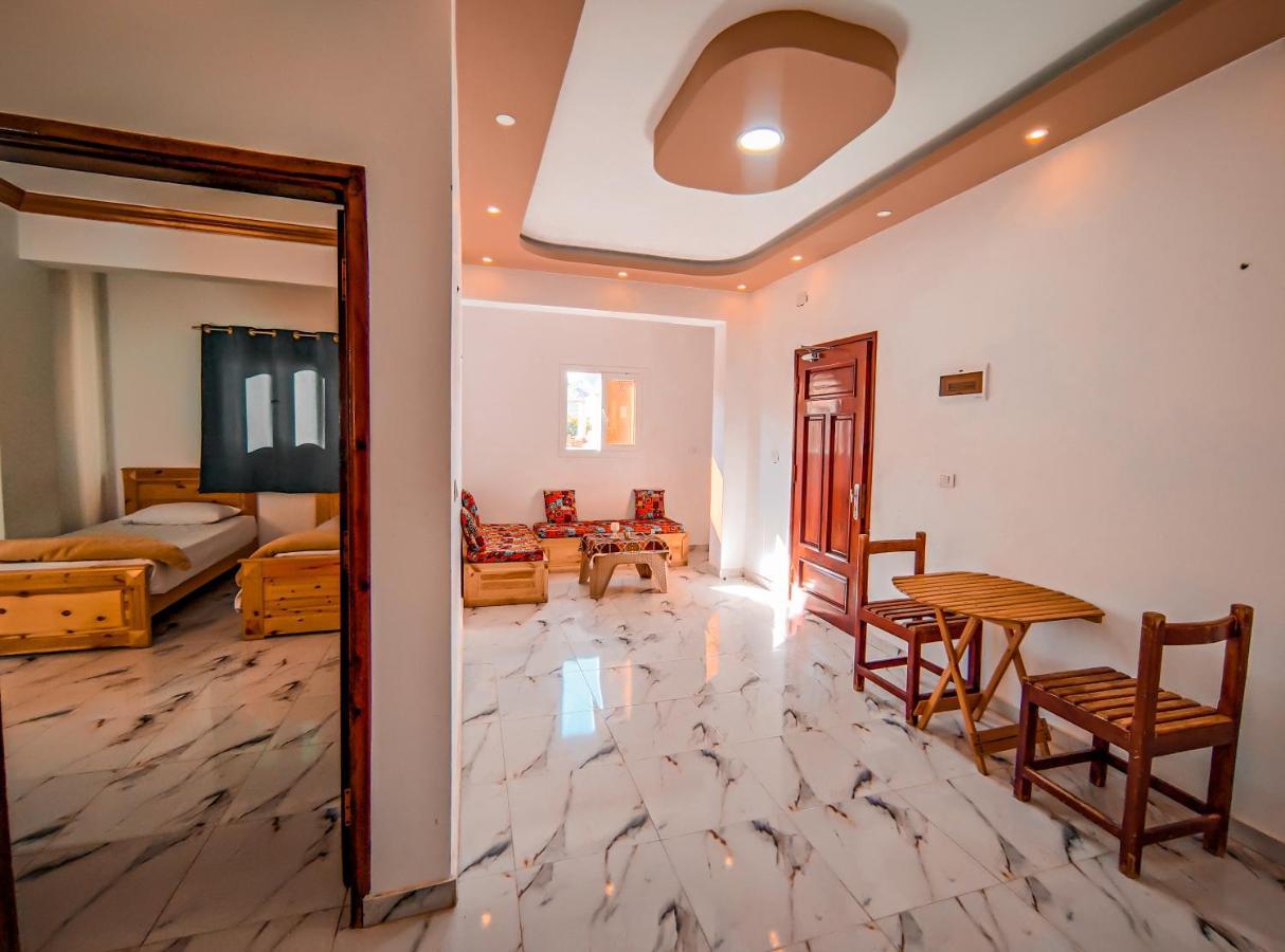 Zarnouk Beach House 达哈布 外观 照片